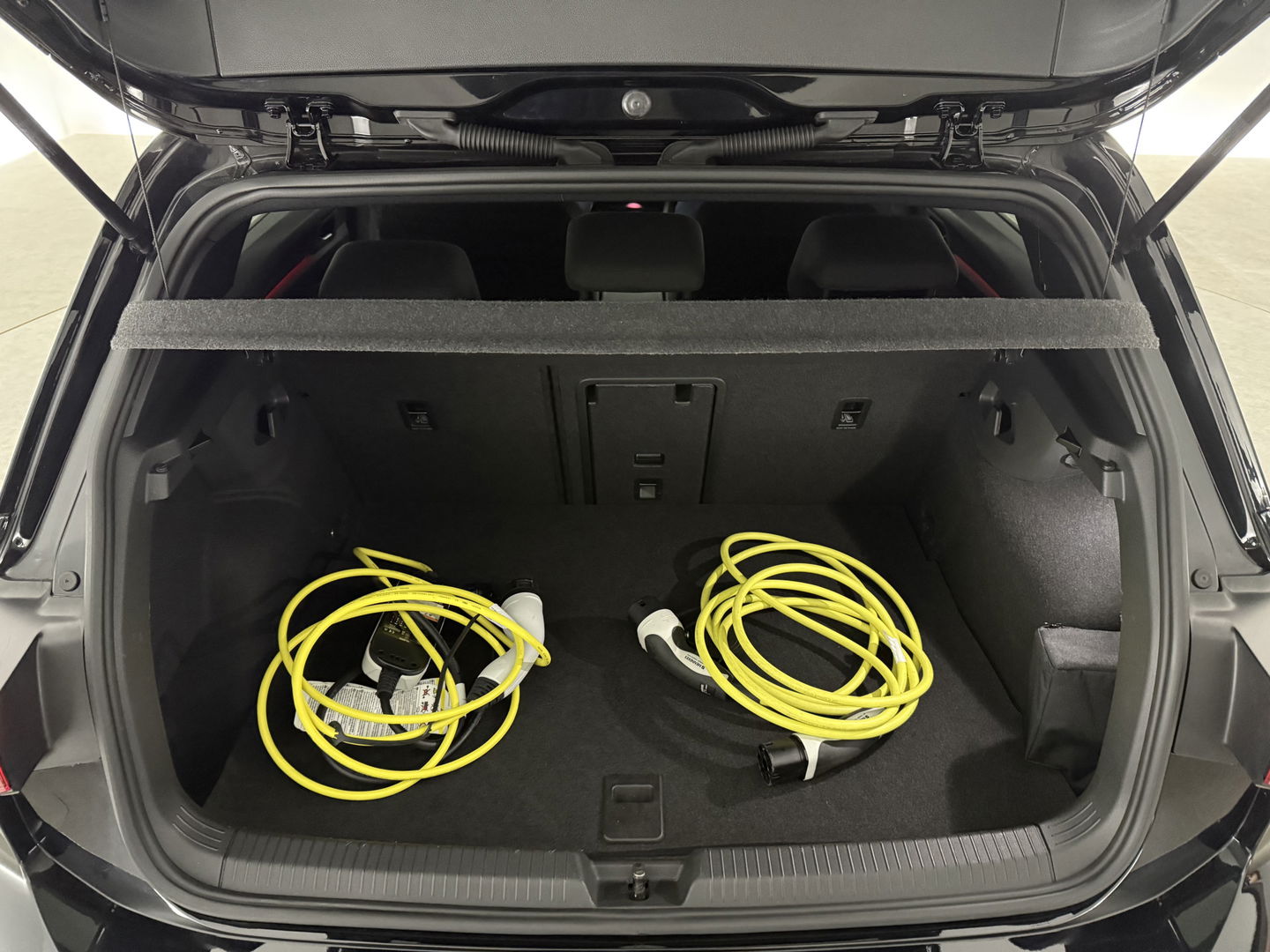 Volkswagen Golf 1.4 eHybrid GTE | SOH 95% | Virtual | Sfeer | Carplay | Adap. Cruise | Keyless | Parkeersens.