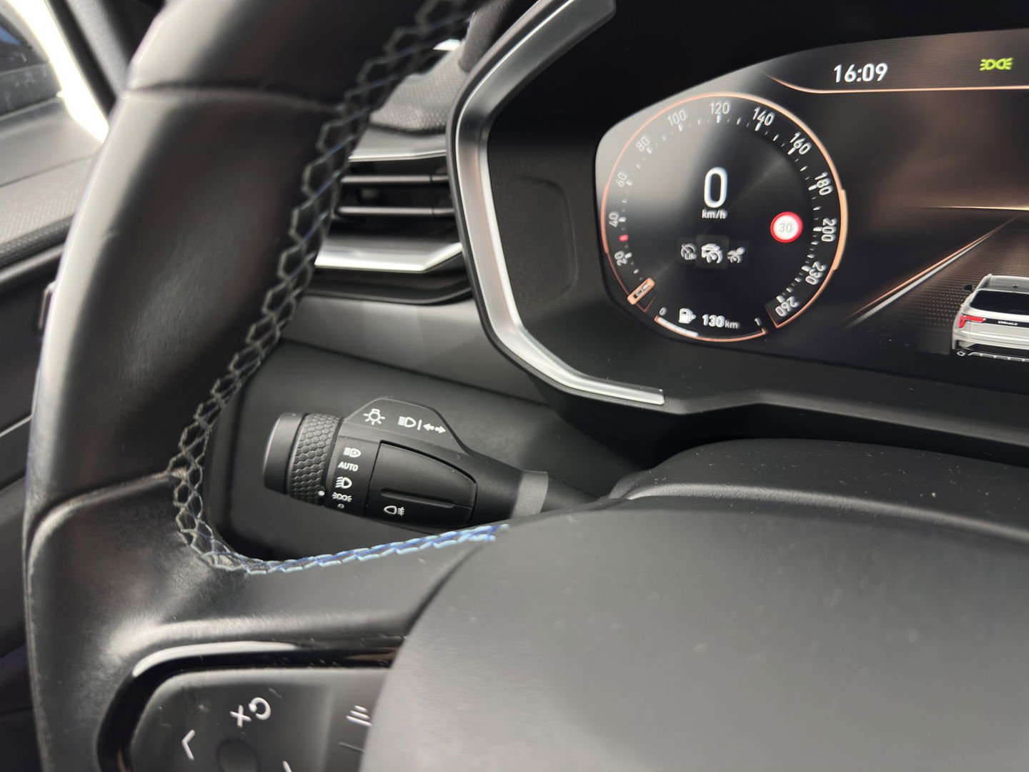 Lynk & Co 01 1.5 (Plug-In) (INCL-BTW) Aut. *PANO | FULL-LED | ADAPTIVE-CRUISE | MICROFIBRE | BLIND-SPOT | MEMORY-PACK | DIGI-COCKPIT | HEATED-SPORTSEATS | TOPVIEW | KEYLESS | DAB+ | NAVI-FULLMAP |  ECC | AMBIENT-LIGHT