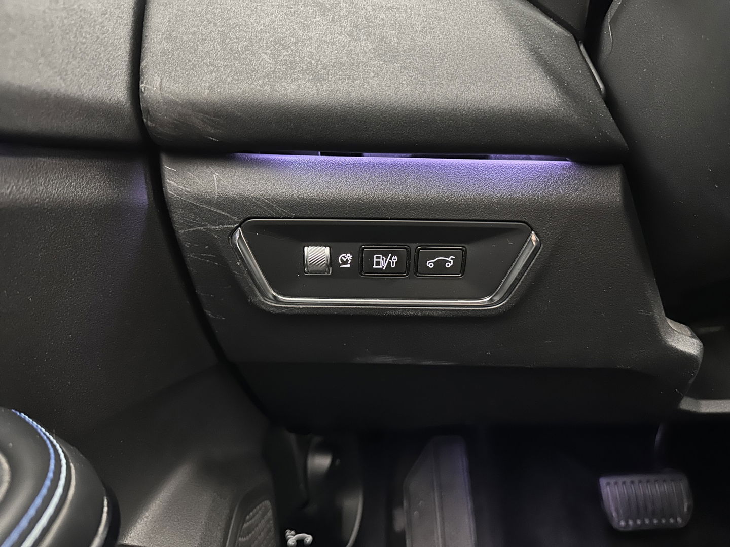 Lynk & Co 01 1.5 (Plug-In) (INCL-BTW) Aut. *PANO | FULL-LED | ADAPTIVE-CRUISE | MICROFIBRE | BLIND-SPOT | MEMORY-PACK | DIGI-COCKPIT | HEATED-SPORTSEATS | TOPVIEW | KEYLESS | DAB+ | NAVI-FULLMAP |  ECC | AMBIENT-LIGHT