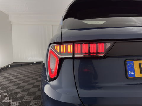 Lynk & Co 01 1.5 (Plug-In) (INCL-BTW) Aut. *PANO | FULL-LED | ADAPTIVE-CRUISE | MICROFIBRE | BLIND-SPOT | MEMORY-PACK | DIGI-COCKPIT | HEATED-SPORTSEATS | TOPVIEW | KEYLESS | DAB+ | NAVI-FULLMAP |  ECC | AMBIENT-LIGHT