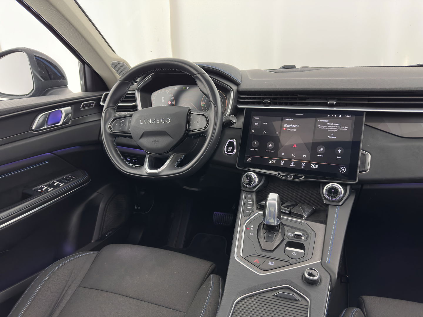 Lynk & Co 01 1.5 (Plug-In) (INCL-BTW) Aut. *PANO | FULL-LED | ADAPTIVE-CRUISE | MICROFIBRE | BLIND-SPOT | MEMORY-PACK | DIGI-COCKPIT | HEATED-SPORTSEATS | TOPVIEW | KEYLESS | DAB+ | NAVI-FULLMAP |  ECC | AMBIENT-LIGHT