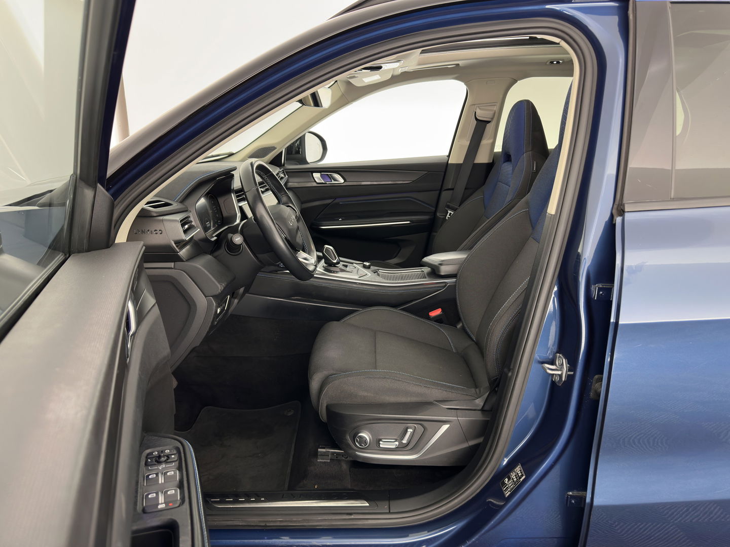 Lynk & Co 01 1.5 (Plug-In) (INCL-BTW) Aut. *PANO | FULL-LED | ADAPTIVE-CRUISE | MICROFIBRE | BLIND-SPOT | MEMORY-PACK | DIGI-COCKPIT | HEATED-SPORTSEATS | TOPVIEW | KEYLESS | DAB+ | NAVI-FULLMAP |  ECC | AMBIENT-LIGHT