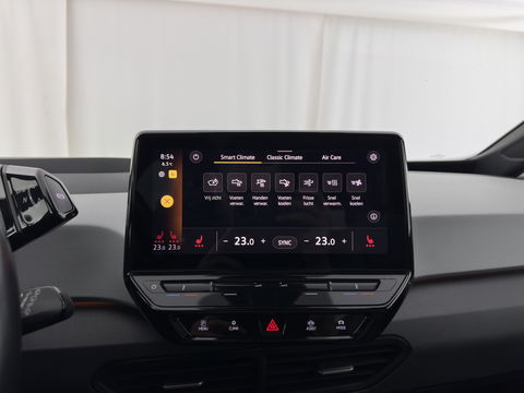 Volkswagen ID.3 First Max 58 kWh [ 3-Fase ] {SOH-90%} (INCL-BTW) *PANO | HEAD-UP | ADAPTIVE-CRUISE | FULL-LED | BLIND-SPOT | CAMERA | KEYLESS | MICROFIBRE | AMBIENT-LIGHT | NAVI-FULLMAP | DAB+ | ECC | HEATED-SPORTSEATS | DIGI-COCKPIT | 20"ALU*