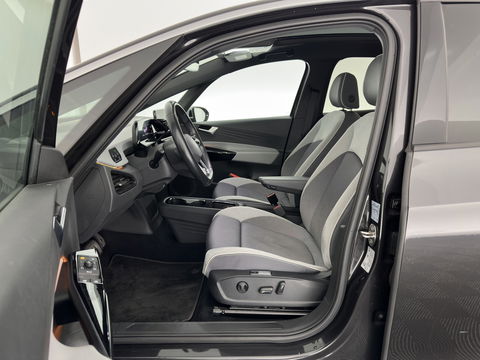 Volkswagen ID.3 First Max 58 kWh [ 3-Fase ] {SOH-90%} (INCL-BTW) *PANO | HEAD-UP | ADAPTIVE-CRUISE | FULL-LED | BLIND-SPOT | CAMERA | KEYLESS | MICROFIBRE | AMBIENT-LIGHT | NAVI-FULLMAP | DAB+ | ECC | HEATED-SPORTSEATS | DIGI-COCKPIT | 20"ALU*
