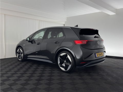 Volkswagen ID.3 First Max 58 kWh [ 3-Fase ] {SOH-90%} (INCL-BTW) *PANO | HEAD-UP | ADAPTIVE-CRUISE | FULL-LED | BLIND-SPOT | CAMERA | KEYLESS | MICROFIBRE | AMBIENT-LIGHT | NAVI-FULLMAP | DAB+ | ECC | HEATED-SPORTSEATS | DIGI-COCKPIT | 20"ALU*