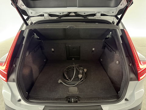 Volvo XC40 1.5 T5 Recharge R-Design | SOH 90% | Pano | H/K | Memory | Stoel/Stuurverw. | Camera | Virtual | Carplay