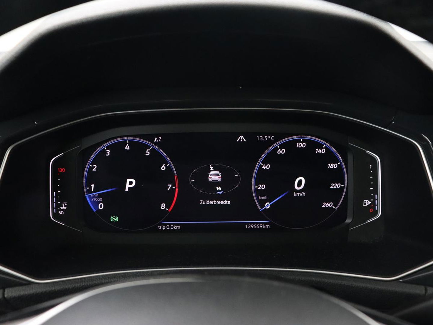 Volkswagen T-Roc 1.5 TSI Sport | 1e eigenaar | Panoramadak | Stoelverwarming | Camera | Carplay | Adaptive cruise | Navigatie | Full LED | Virtual Cockpit | Getint glas | Climate control