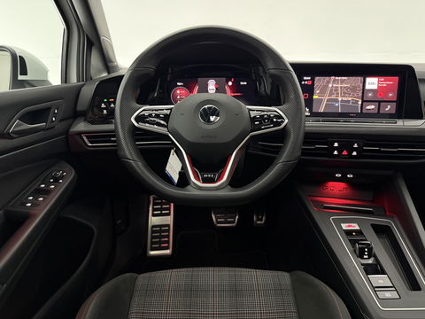 Volkswagen Golf 2.0 TSI GTI 245PK | Pano | Sfeer | Virtual | Stoel/Stuur verw. | Adap. Cruise | Camera | Navi