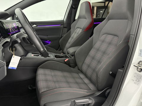 Volkswagen Golf 2.0 TSI GTI 245PK | Pano | Sfeer | Virtual | Stoel/Stuur verw. | Adap. Cruise | Camera | Navi