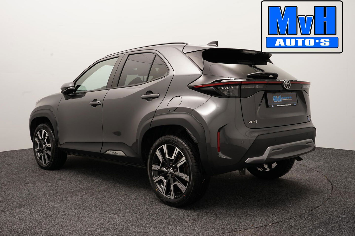 Toyota Yaris Cross 1.5 Hybrid 130 Executive|STUUR/STOELVERW.