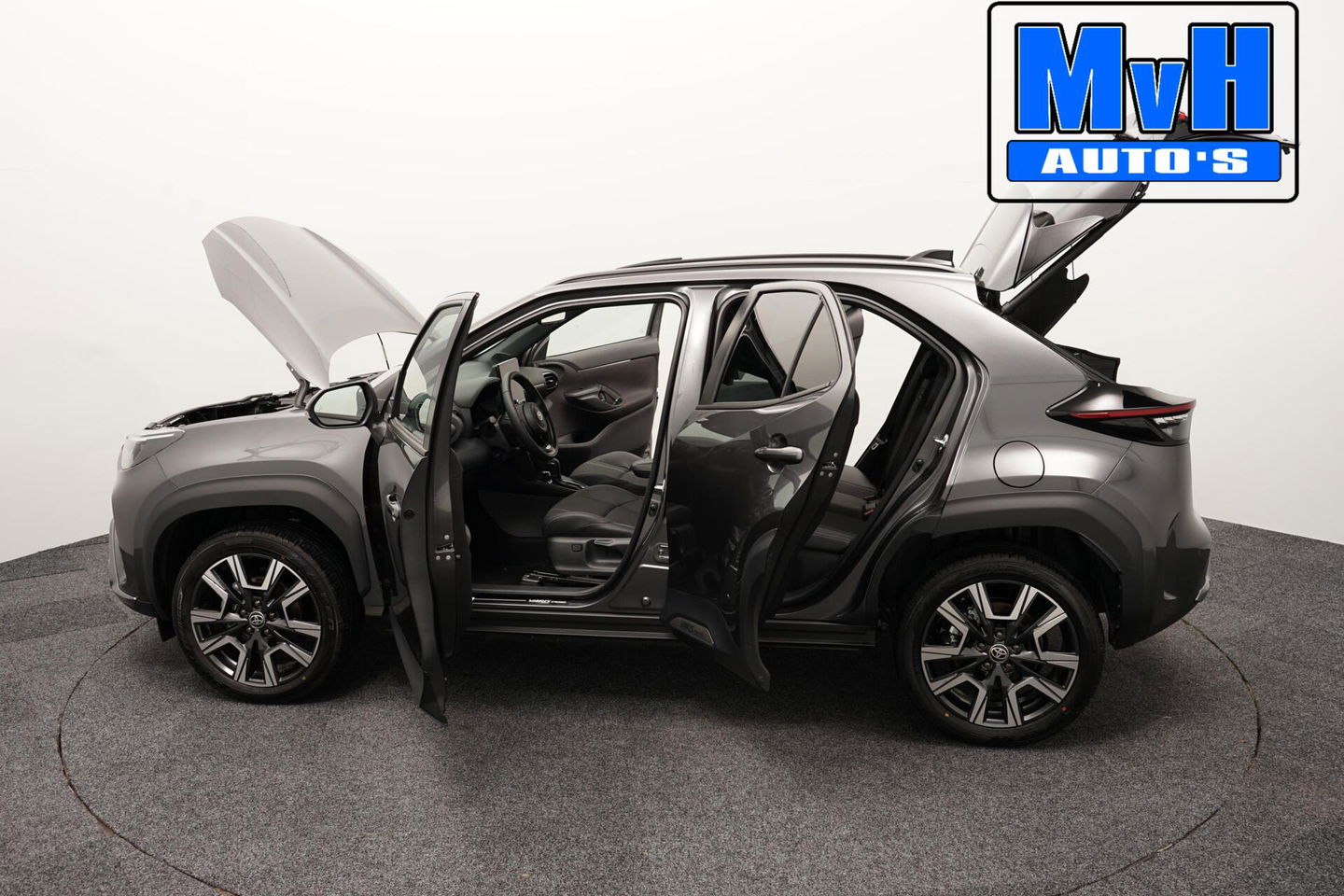 Toyota Yaris Cross 1.5 Hybrid 130 Executive|STUUR/STOELVERW.