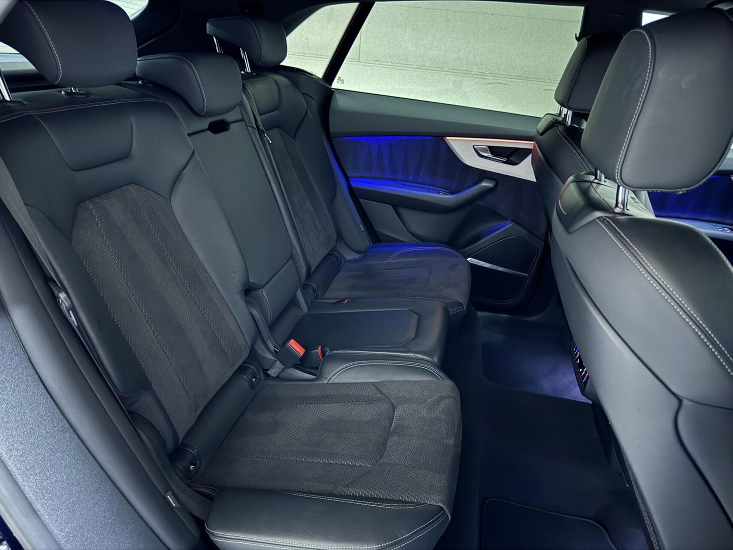 Audi Q8 55 TFSI Quattro S-Line Black Edition Pano B&O 360° Sfeer Luchtv. Trekh.