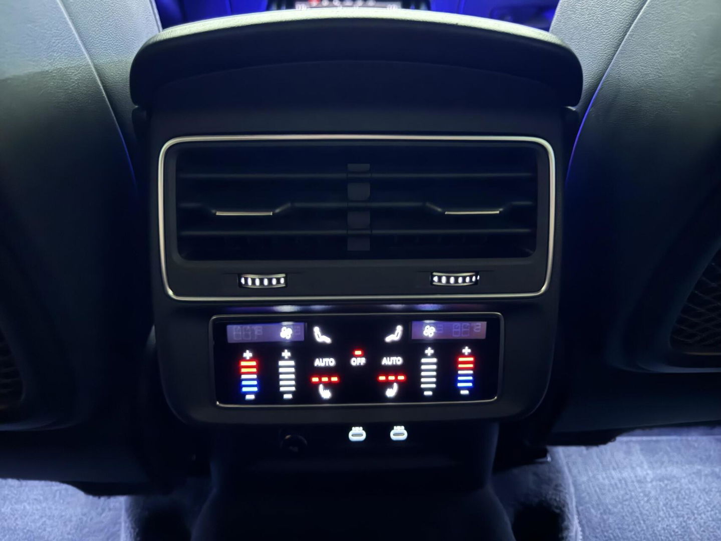 Audi Q8 55 TFSI Quattro S-Line Black Edition Pano B&O 360° Sfeer Luchtv. Trekh.