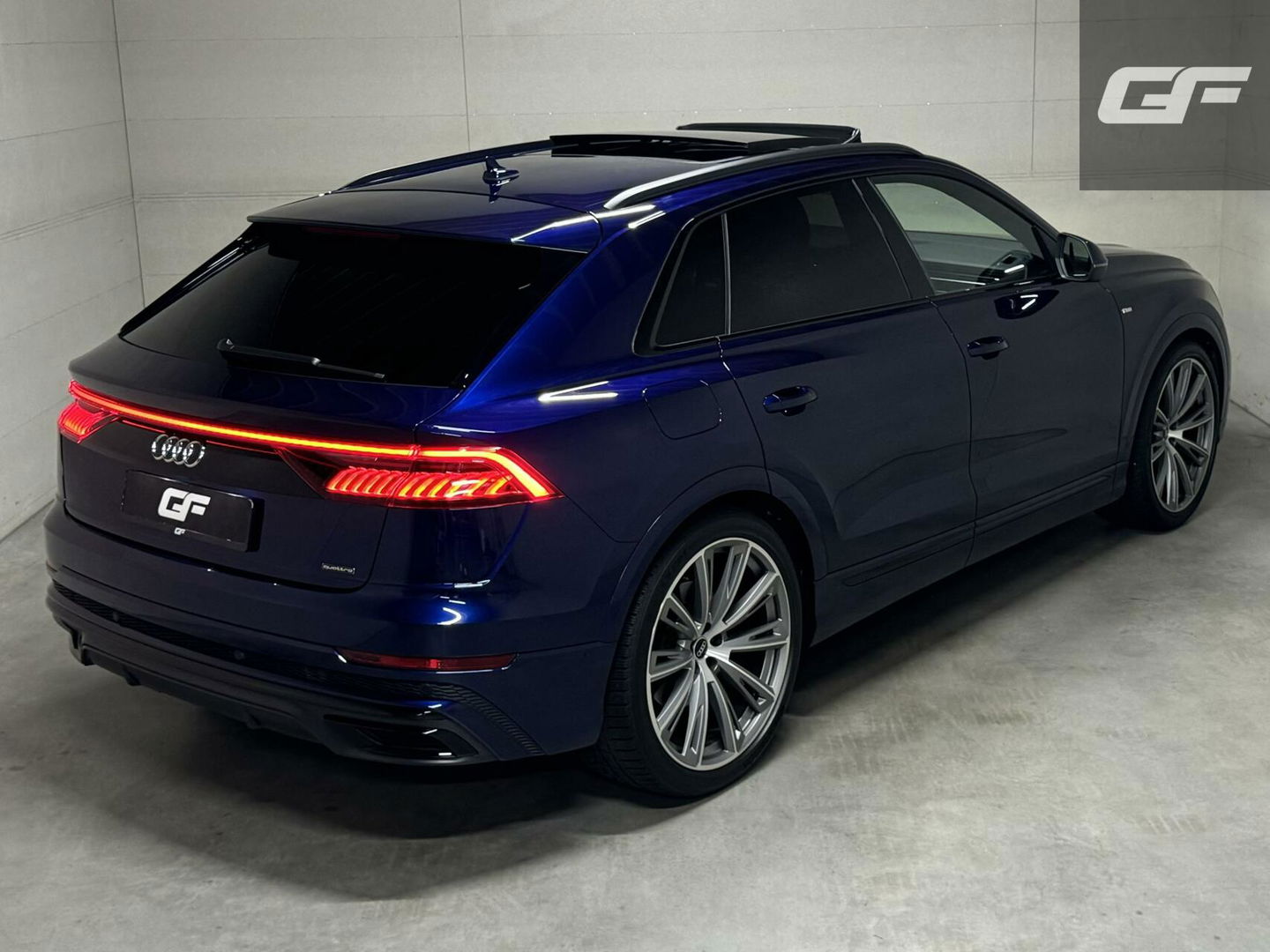 Audi Q8 55 TFSI Quattro S-Line Black Edition Pano B&O 360° Sfeer Luchtv. Trekh.