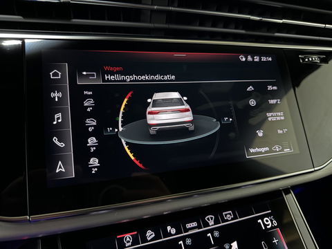 Audi Q8 55 TFSI Quattro S-Line Black Edition Pano B&O 360° Sfeer Luchtv. Trekh.