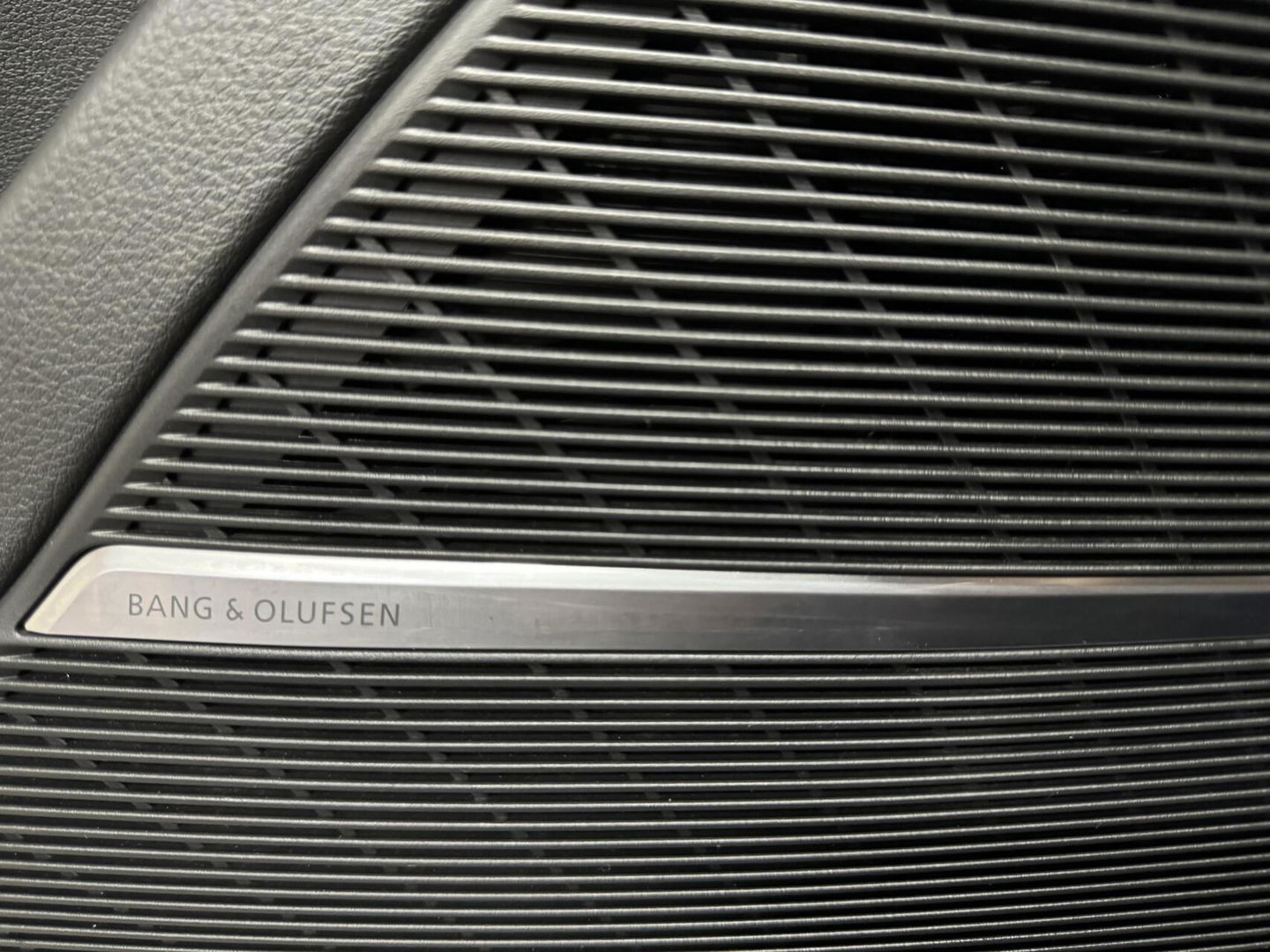 Audi Q8 55 TFSI Quattro S-Line Black Edition Pano B&O 360° Sfeer Luchtv. Trekh.