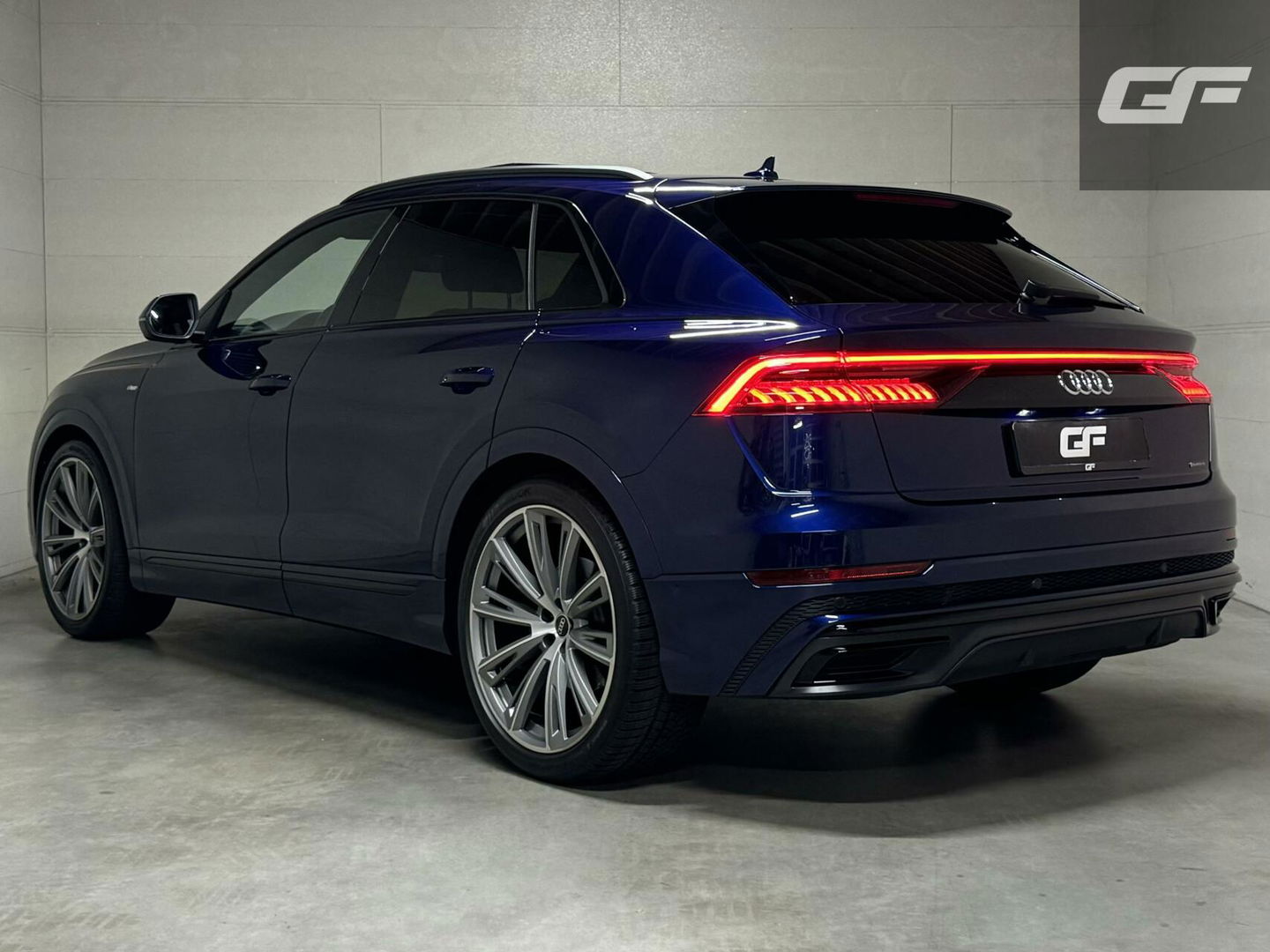 Audi Q8 55 TFSI Quattro S-Line Black Edition Pano B&O 360° Sfeer Luchtv. Trekh.