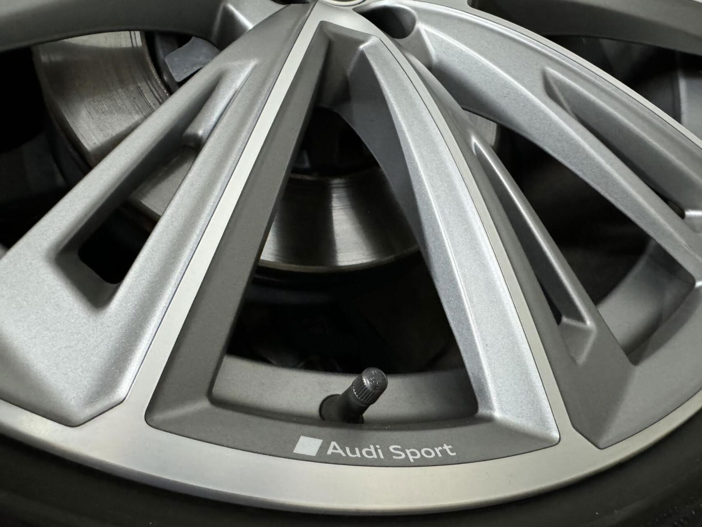 Audi Q8 55 TFSI Quattro S-Line Black Edition Pano B&O 360° Sfeer Luchtv. Trekh.