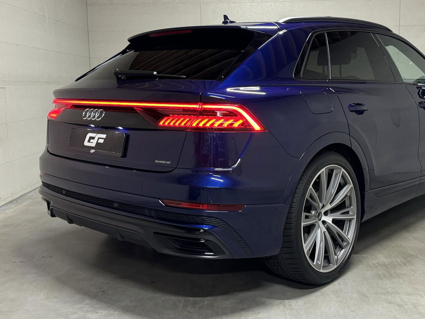 Audi Q8 55 TFSI Quattro S-Line Black Edition Pano B&O 360° Sfeer Luchtv. Trekh.