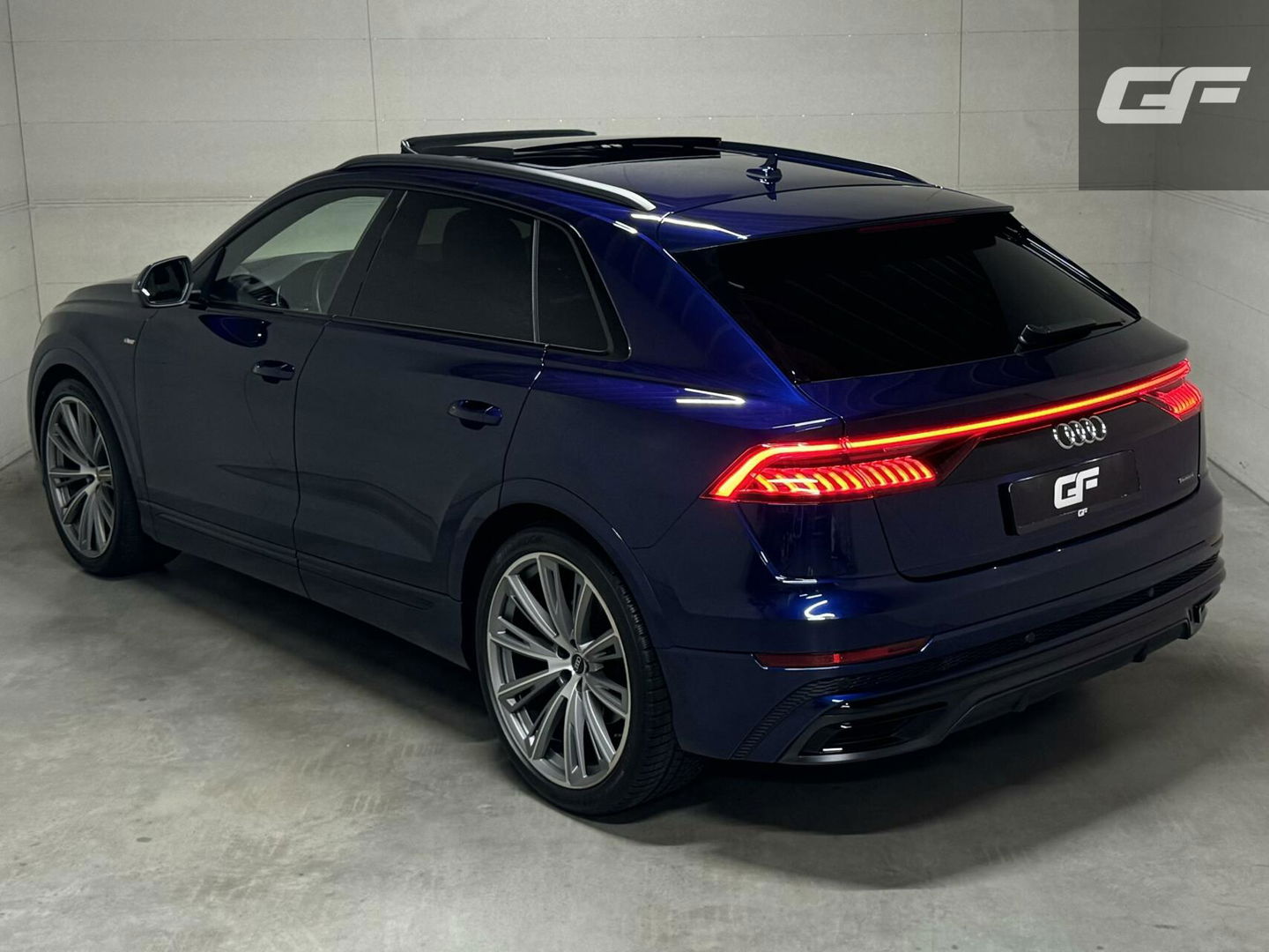 Audi Q8 55 TFSI Quattro S-Line Black Edition Pano B&O 360° Sfeer Luchtv. Trekh.