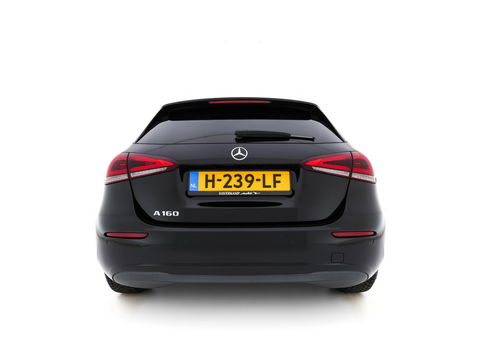 Mercedes-Benz A-Klasse 160 Business Solution (INCL-BTW) *LEATHER- FABRIC | FULL-LED | WIDE-SCREEN-COCKPIT | CAMERA | NAVI-FULLMAP | HEATED-COMFORTSEATS | ECC | PRIVACY-GLASS | PDC | KEYLESS | CRUISE | CARBON-INLAY | 16''ALU*
