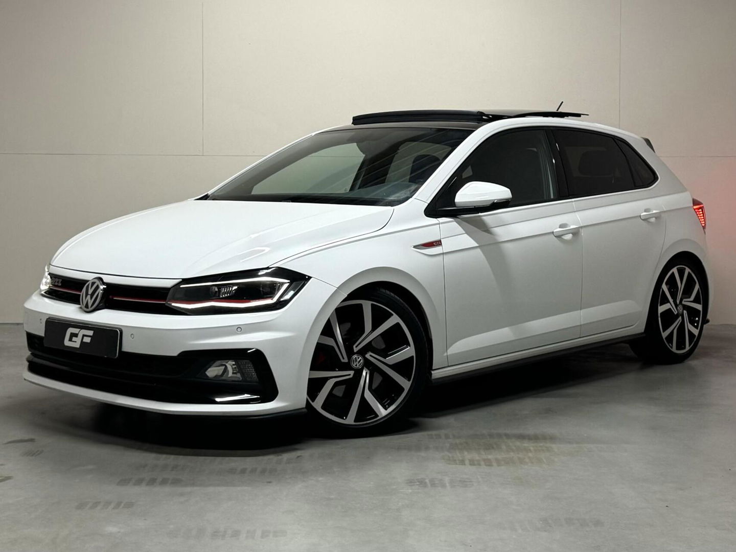 Volkswagen Polo 2.0 TSI GTI Pano DSG Virtual Beats Camera Carplay