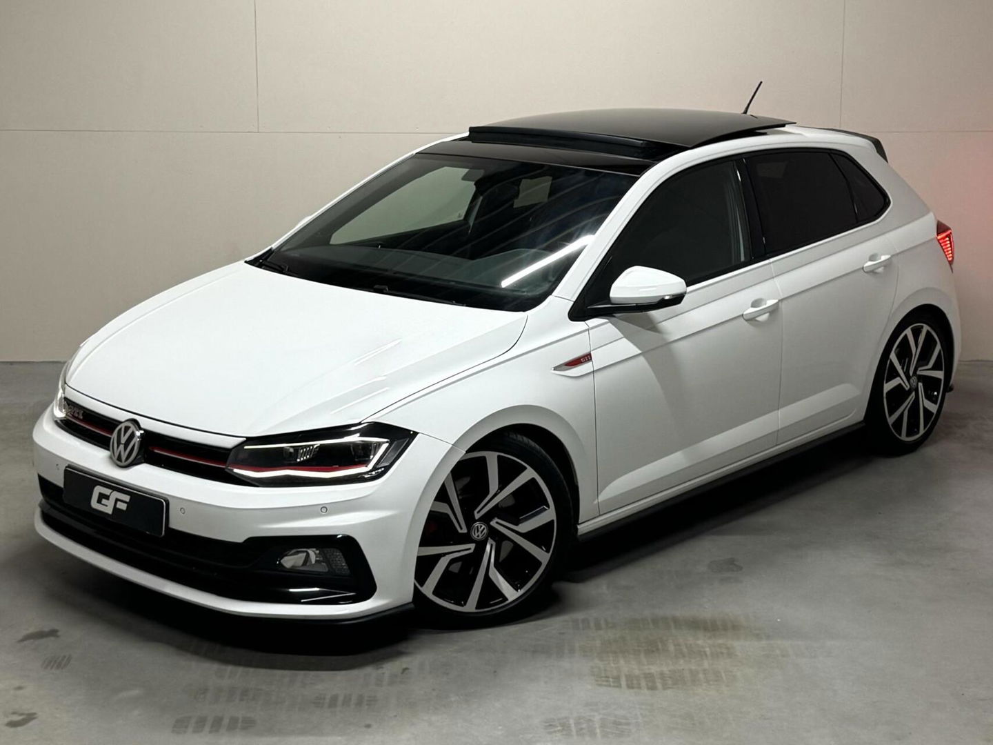 Volkswagen Polo 2.0 TSI GTI Pano DSG Virtual Beats Camera Carplay