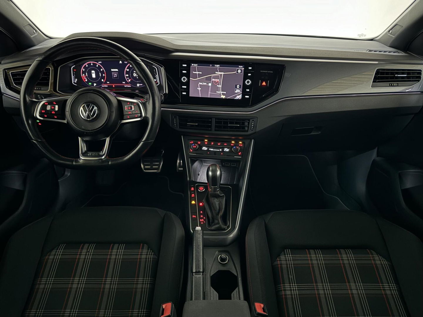 Volkswagen Polo 2.0 TSI GTI Pano DSG Virtual Beats Camera Carplay