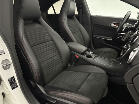 Mercedes-Benz CLA-Klasse 180 AMG | Pano | LED | Camera | Cruise | Navi | Parkeersens. | NAP