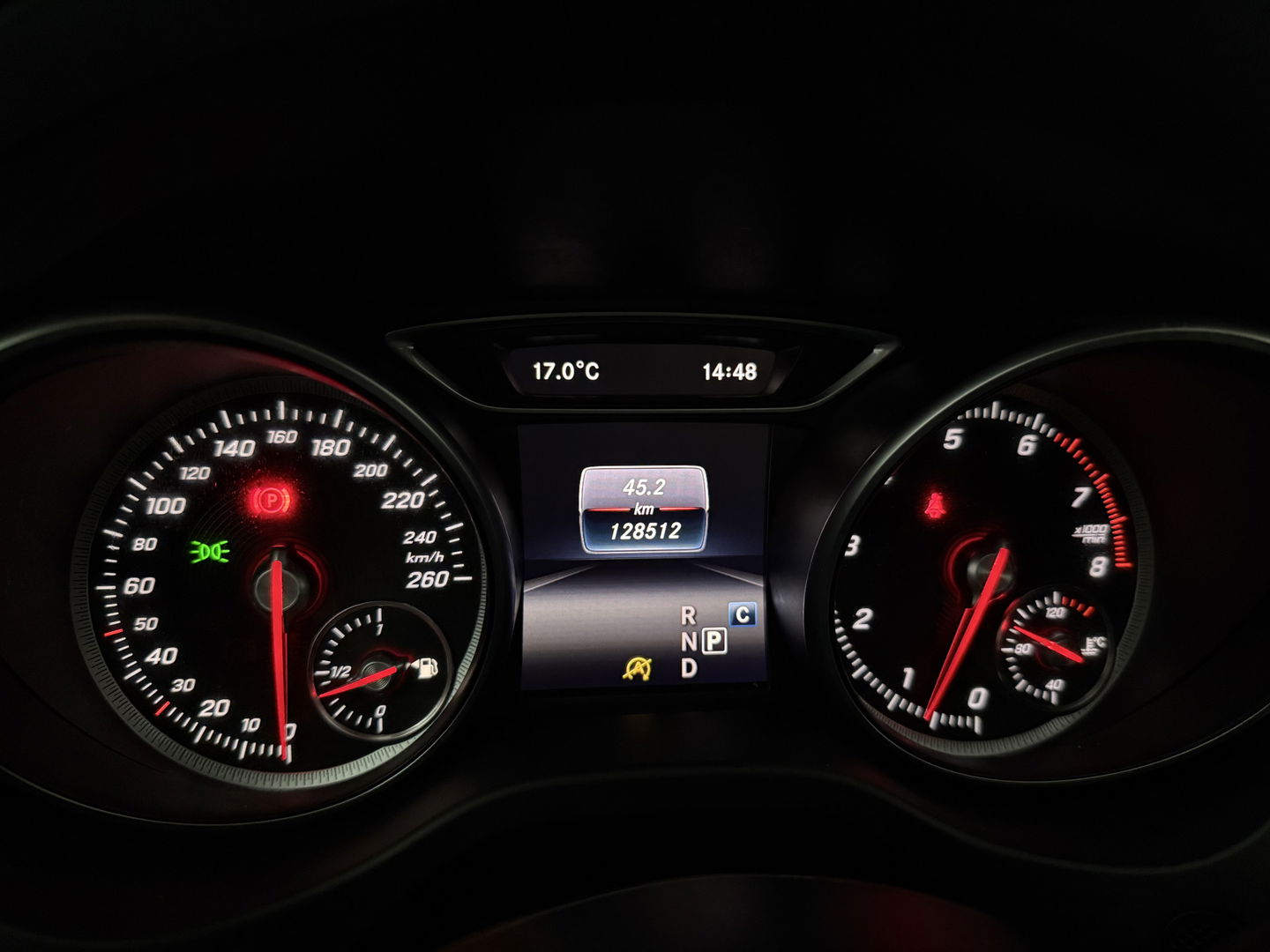 Mercedes-Benz CLA-Klasse 180 AMG | Pano | LED | Camera | Cruise | Navi | Parkeersens. | NAP