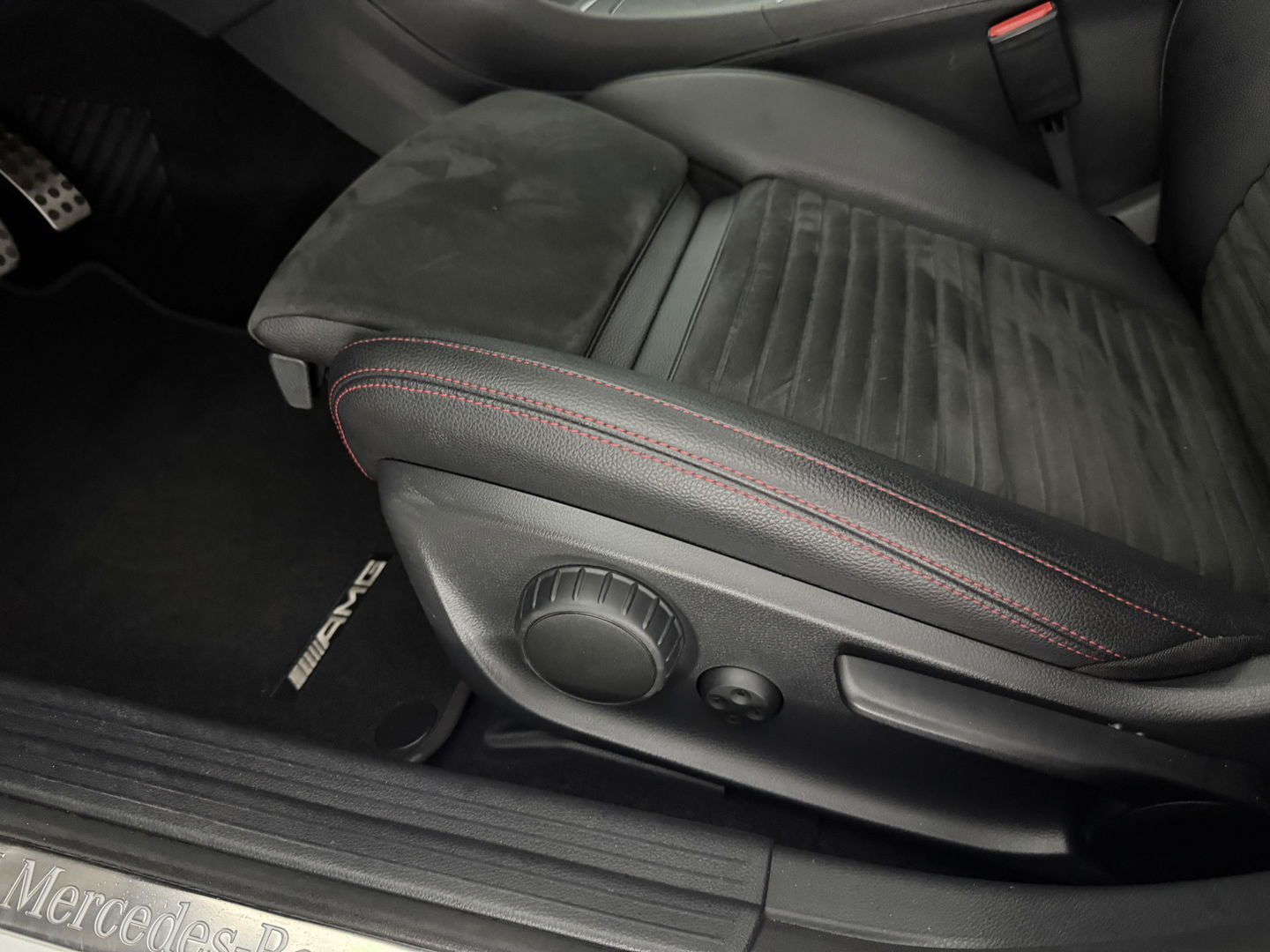 Mercedes-Benz CLA-Klasse 180 AMG | Pano | LED | Camera | Cruise | Navi | Parkeersens. | NAP