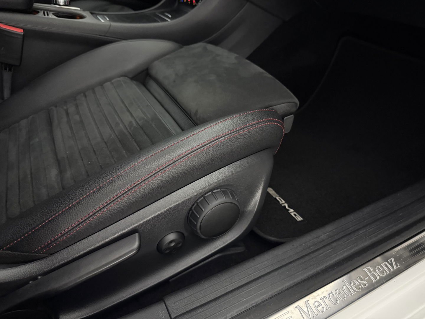 Mercedes-Benz CLA-Klasse 180 AMG | Pano | LED | Camera | Cruise | Navi | Parkeersens. | NAP