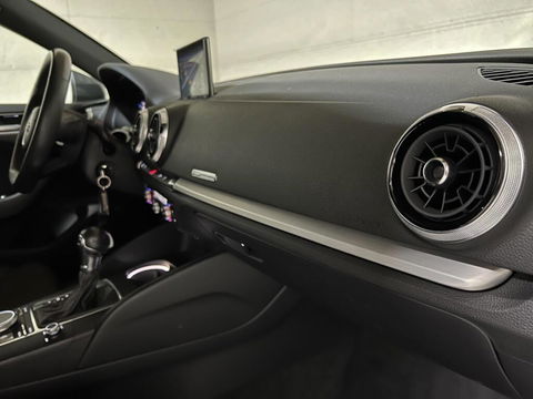 Audi A3 Sportback 35 TFSI 150PK S-Line Black Edition Virtual