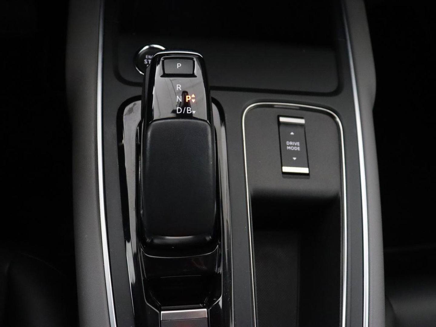 Citroën C5 Aircross 1.6 Plug-in Hybrid 225 Business | Stoelverwarming | Carplay | Camera | Navigatie | Half leder | Dodehoek detectie | Keyless | DAB | Full LED