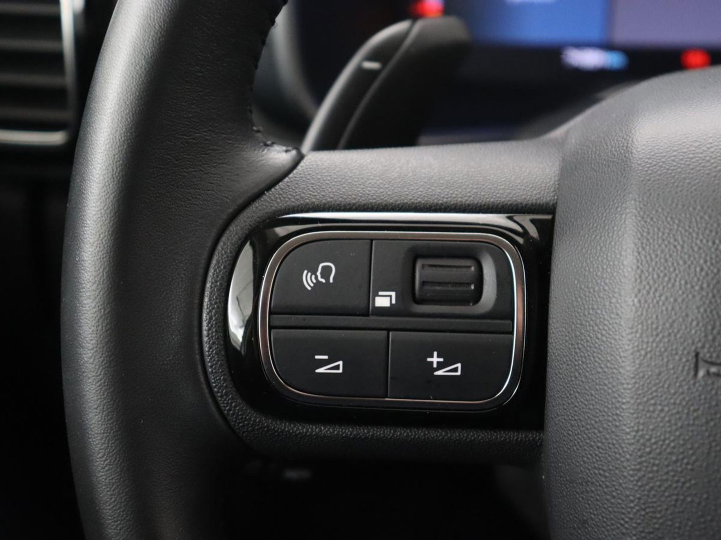 Citroën C5 Aircross 1.6 Plug-in Hybrid 225 Business | Stoelverwarming | Carplay | Camera | Navigatie | Half leder | Dodehoek detectie | Keyless | DAB | Full LED