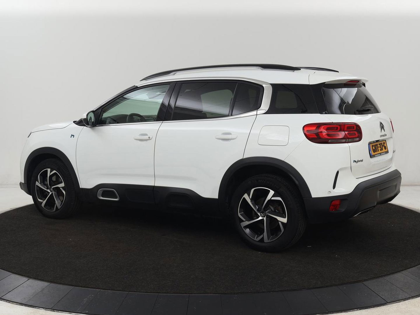 Citroën C5 Aircross 1.6 Plug-in Hybrid 225 Business | Stoelverwarming | Carplay | Camera | Navigatie | Half leder | Dodehoek detectie | Keyless | DAB | Full LED