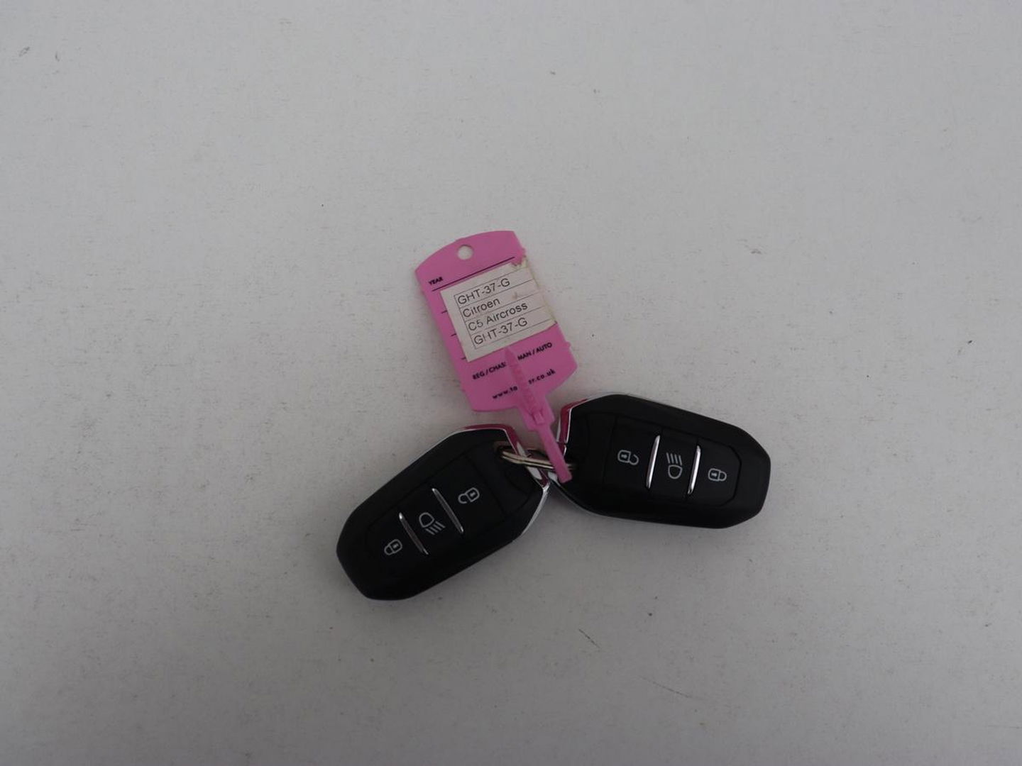 Citroën C5 Aircross 1.6 Plug-in Hybrid 225 Business | Stoelverwarming | Carplay | Camera | Navigatie | Half leder | Dodehoek detectie | Keyless | DAB | Full LED