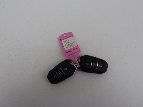 Citroën C5 Aircross 1.6 Plug-in Hybrid 225 Business | Stoelverwarming | Carplay | Camera | Navigatie | Half leder | Dodehoek detectie | Keyless | DAB | Full LED