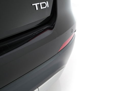 Audi Q2 1.6 TDI Design Pro Line Plus *FULL-LEATHER | NAVI-FULLMAP | HEATED-COMFORTSEATS | PRIVACY-GLASS | ECC | PDC | CRUISE | 18''ALU | TOWBAR*