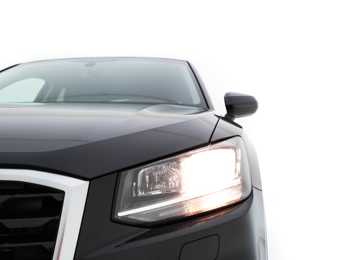 Audi Q2 1.6 TDI Design Pro Line Plus *FULL-LEATHER | NAVI-FULLMAP | HEATED-COMFORTSEATS | PRIVACY-GLASS | ECC | PDC | CRUISE | 18''ALU | TOWBAR*