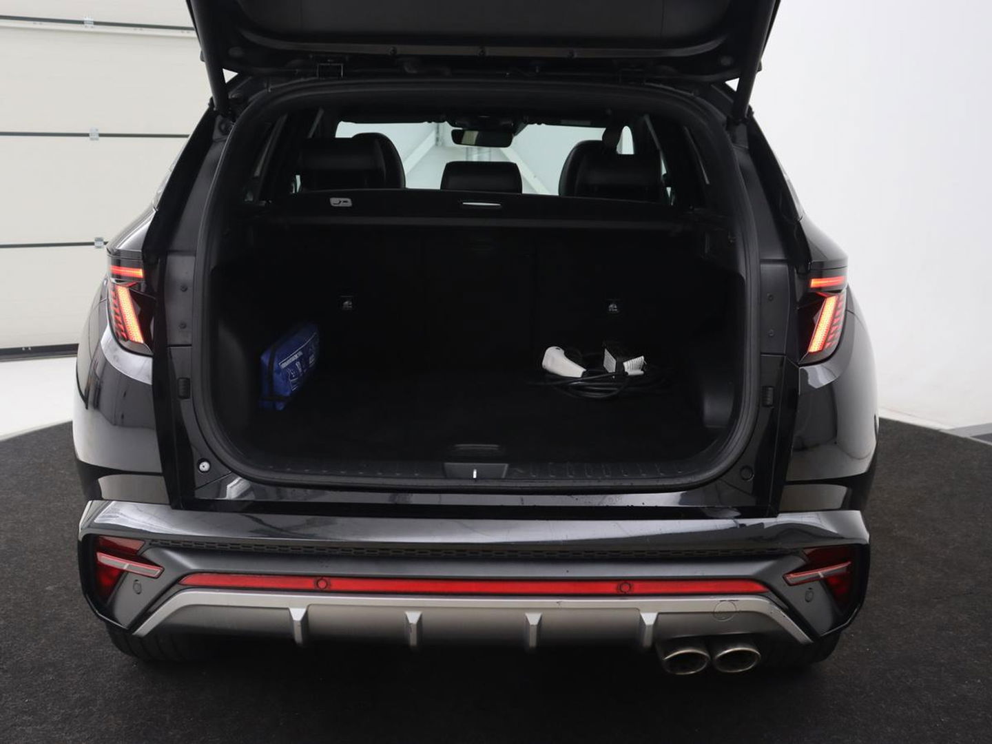 Hyundai Tucson 1.6 T-GDI PHEV N Line Sky 4WD | Panoramadak | Stoelverwarming | Leder/Alcantara | Camera | Adaptive cruise | Carplay | Full LED | Stuurverwarming | Keyless | Plug In