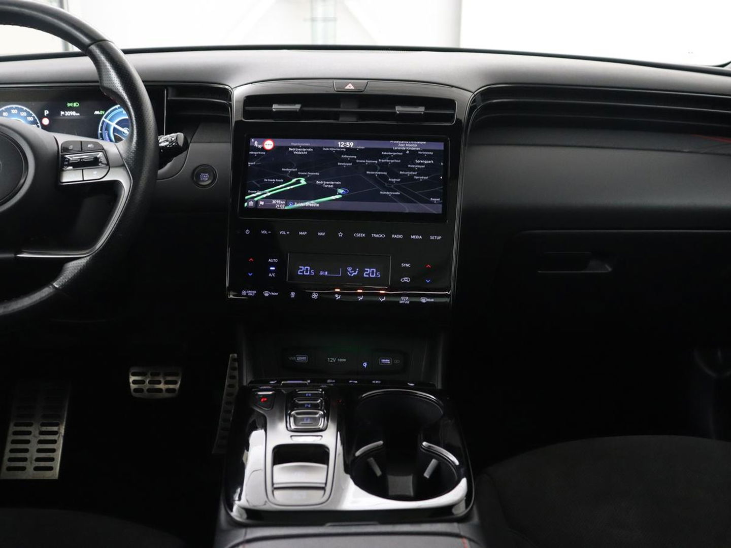 Hyundai Tucson 1.6 T-GDI PHEV N Line Sky 4WD | Panoramadak | Stoelverwarming | Leder/Alcantara | Camera | Adaptive cruise | Carplay | Full LED | Stuurverwarming | Keyless | Plug In