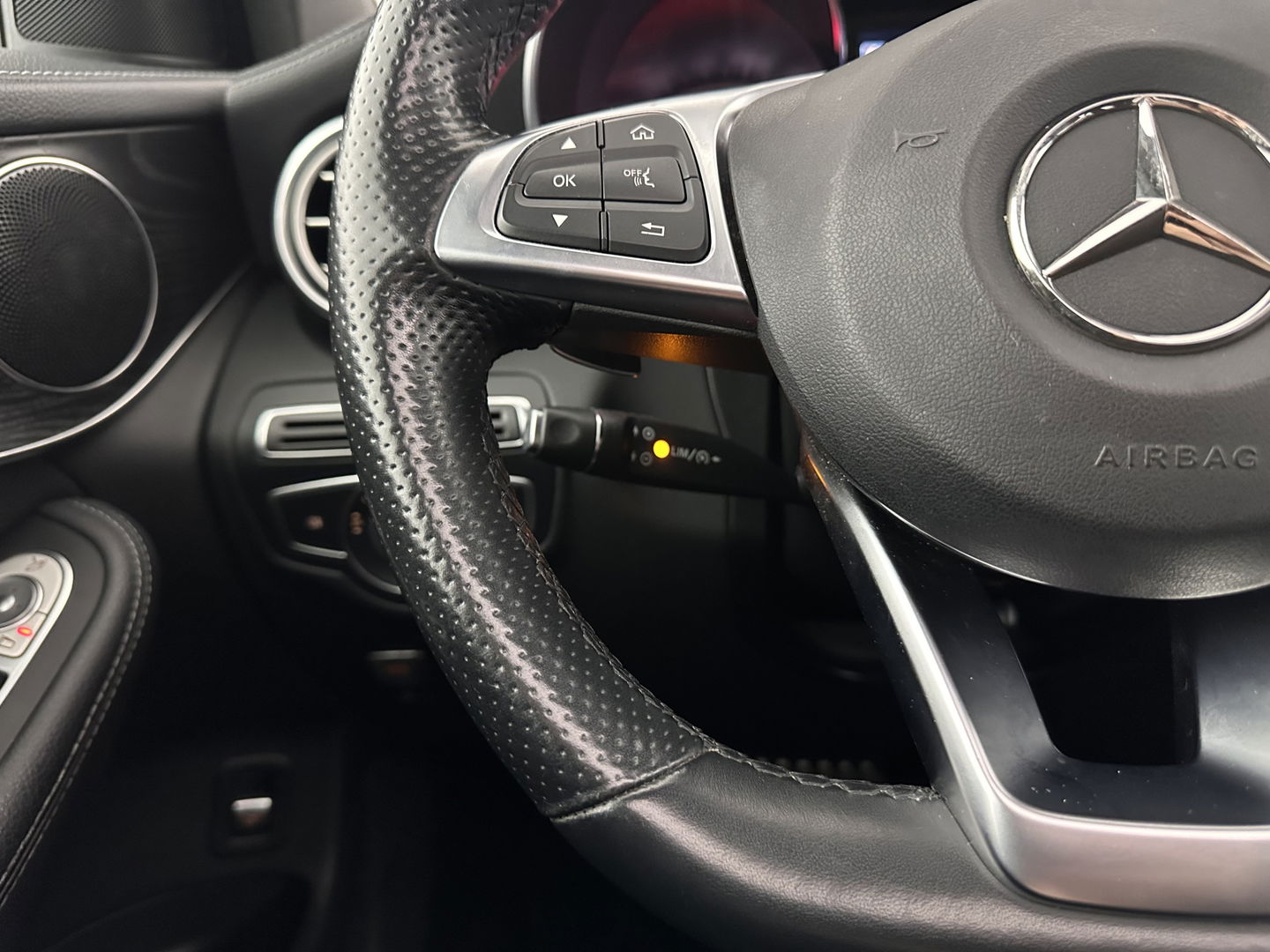 Mercedes-Benz GLC 350e 4MATIC AMG Aut. *PANO | FULL-LEATHER | FULL-LED | HEATED-SPORTSEATS | CAMERA | NAVI-FULLMAP | PRIVACY-GLASS | SHIFT-PADDLES | ECC | PDC | CRUISE | 19''ALU*