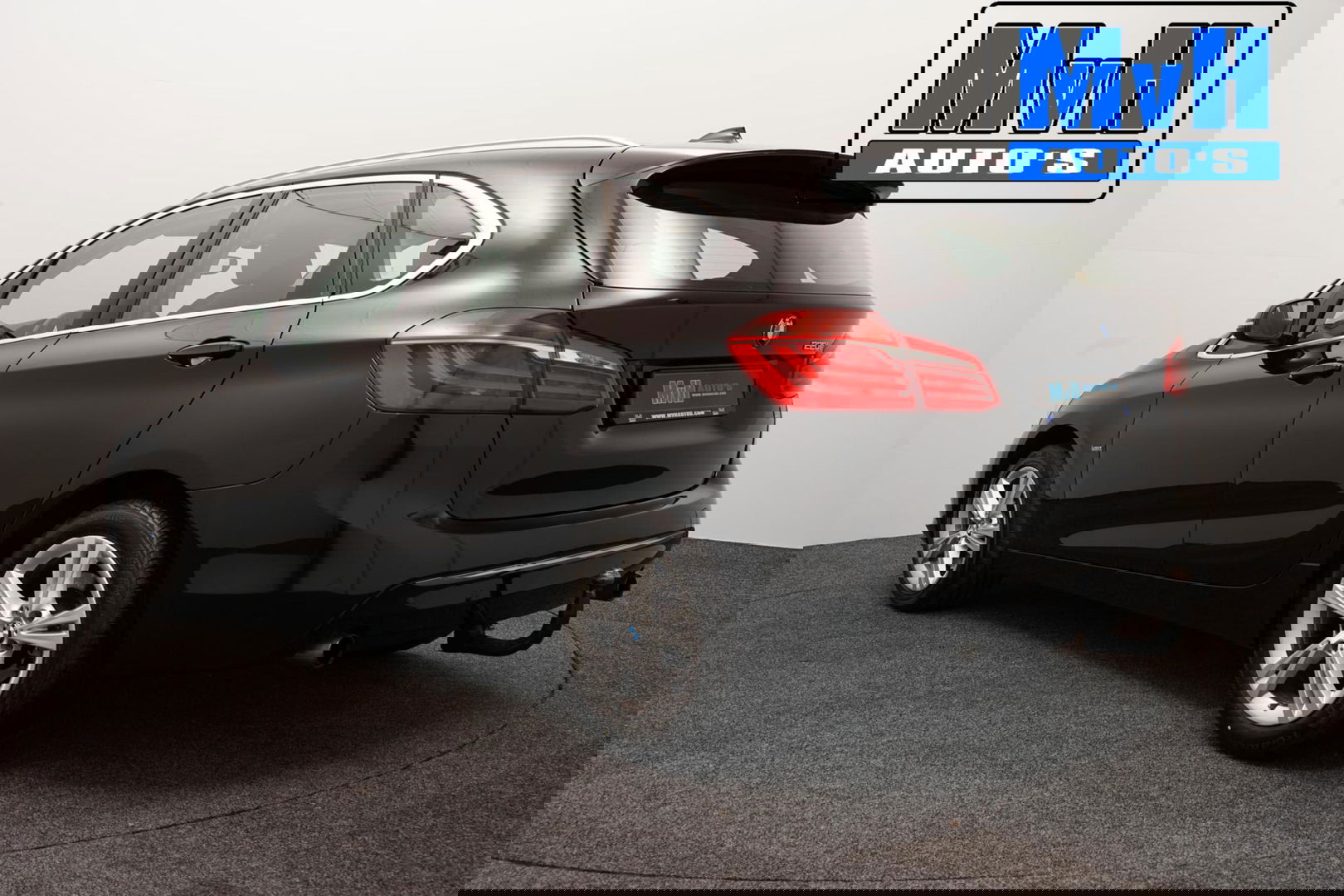 BMW 2 Serie Active Tourer 220i High Executive|LED|TREKH|HUD