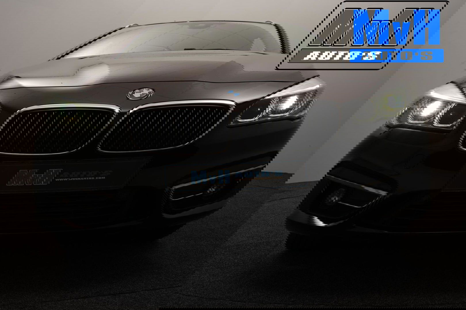 BMW 2 Serie Active Tourer 220i High Executive|LED|TREKH|HUD