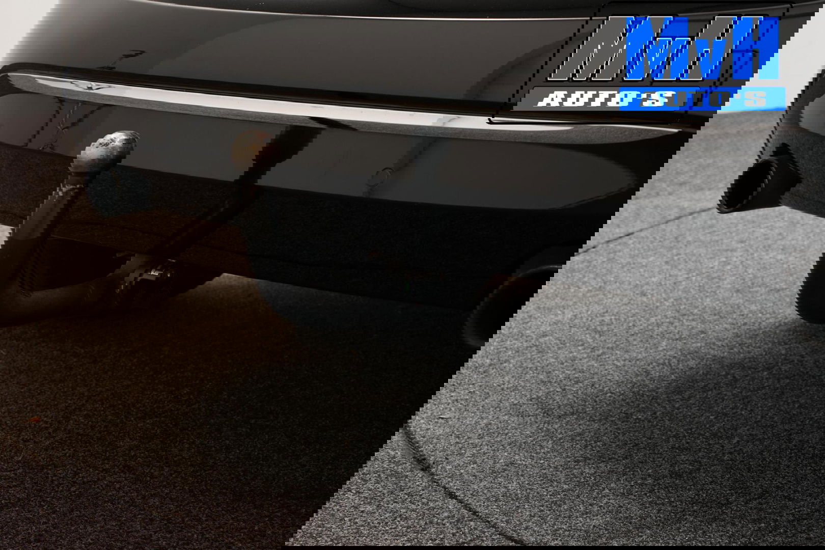 BMW 2 Serie Active Tourer 220i High Executive|LED|TREKH|HUD