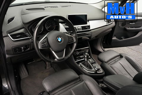 BMW 2 Serie Active Tourer 220i High Executive|LED|TREKH|HUD