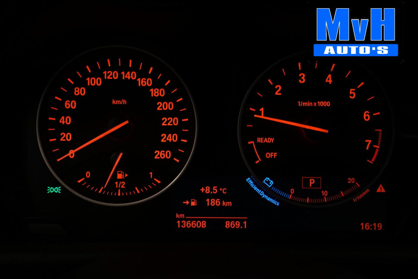 BMW 2 Serie Active Tourer 220i High Executive|LED|TREKH|HUD