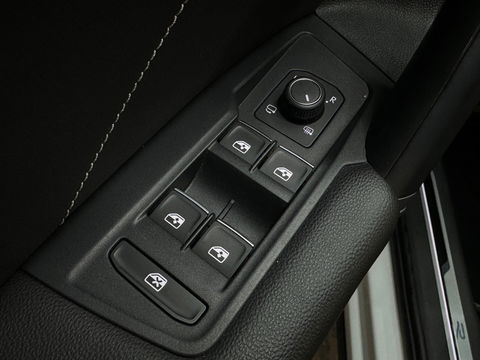 Volkswagen Tiguan 1.5 TSI R-Line Business+ Keyless|Sfeer|NAP