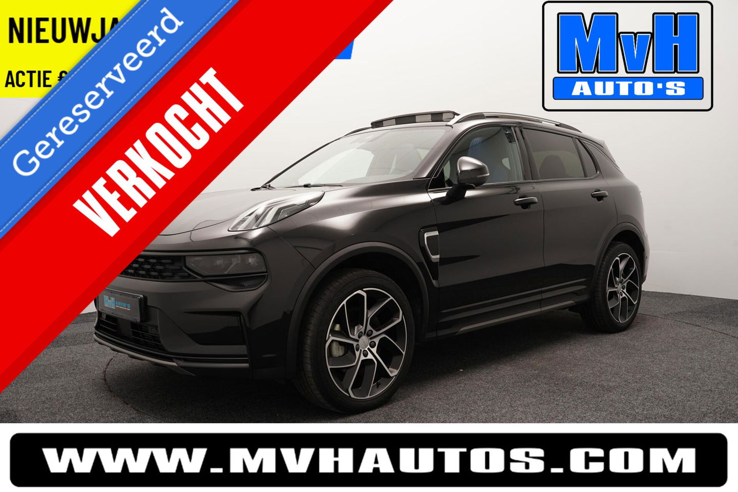 Lynk & Co 01 1.5 Plug-in Hybride|FULL BLACK|ZWARTE.HEMEL|NAP